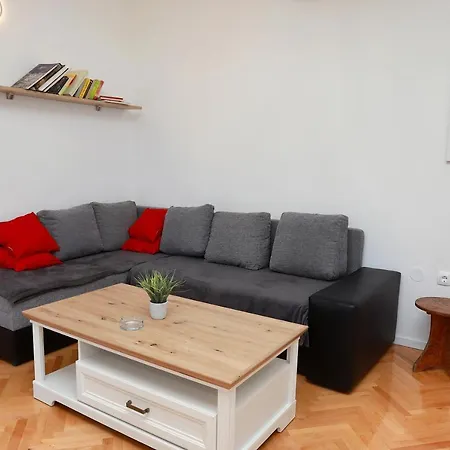 Apartment Nespula 3