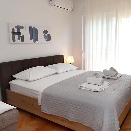 Διαμέρισμα Nespula 3 *