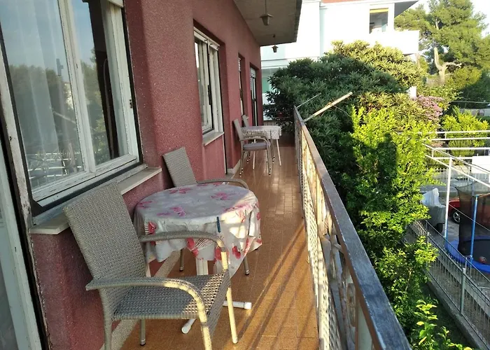 Nespula 3 * Kaštela